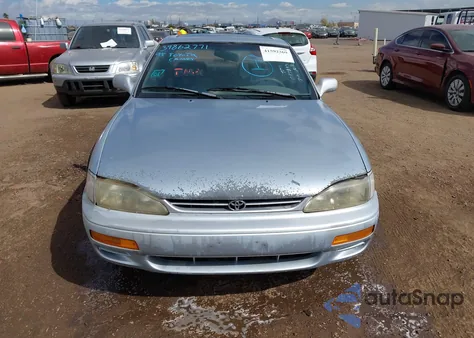 1995 Toyota Camry Le из США, поврежденный, VIN 4T1GK12E0SU097893